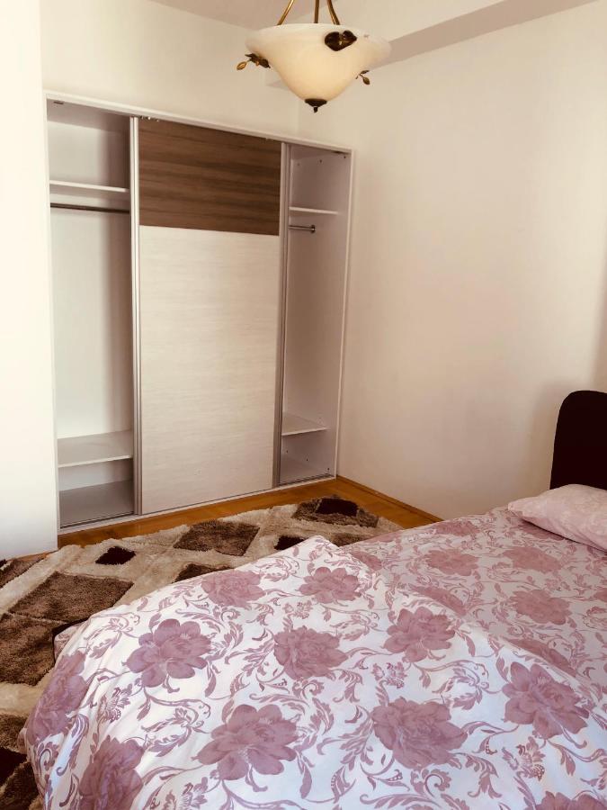סקופיה Apartments Near City Center מראה חיצוני תמונה