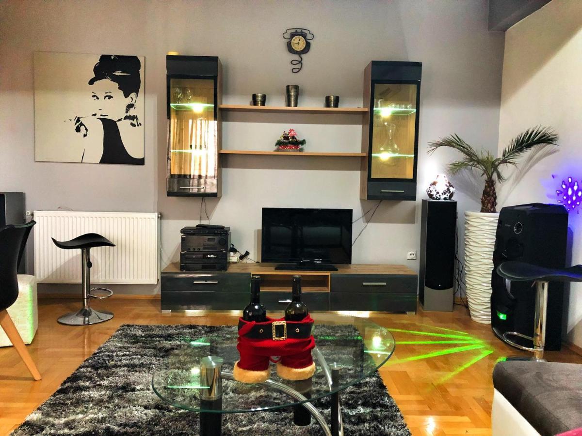 סקופיה Apartments Near City Center מראה חיצוני תמונה