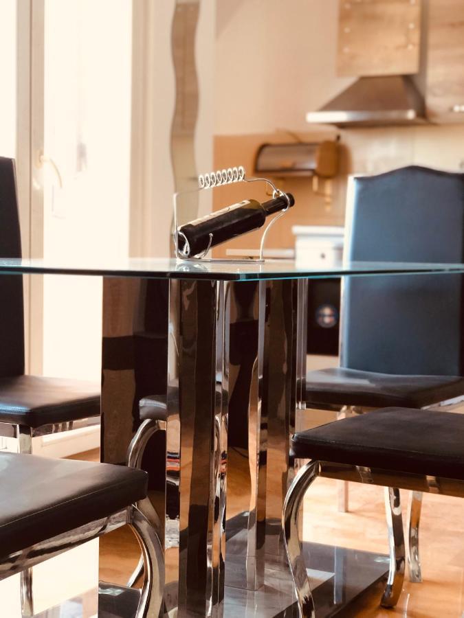 סקופיה Apartments Near City Center מראה חיצוני תמונה