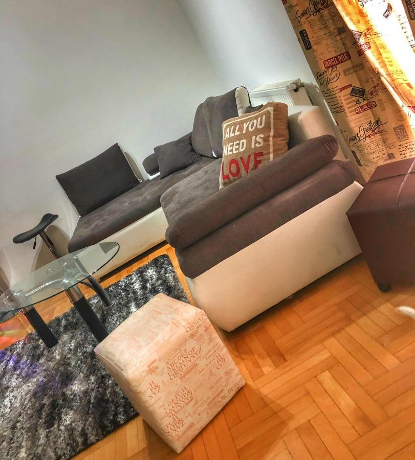 סקופיה Apartments Near City Center מראה חיצוני תמונה