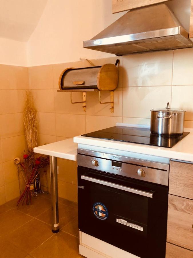 סקופיה Apartments Near City Center מראה חיצוני תמונה