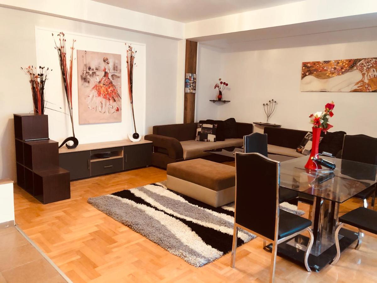 סקופיה Apartments Near City Center מראה חיצוני תמונה